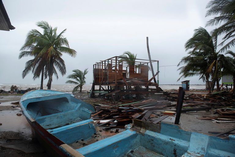 Der Hurrikan richtete an der Küste erhebliche Schäden an. Reuters