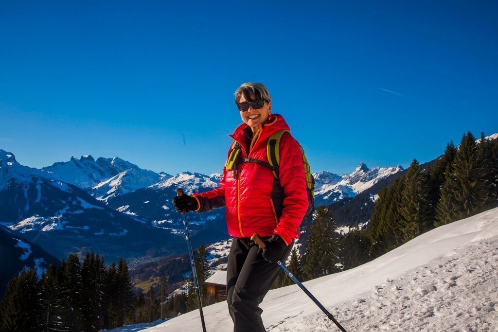 Reisewarnungen und hohe Coronazahlen: Start in ­Skisaison auf der Kippe. »A9