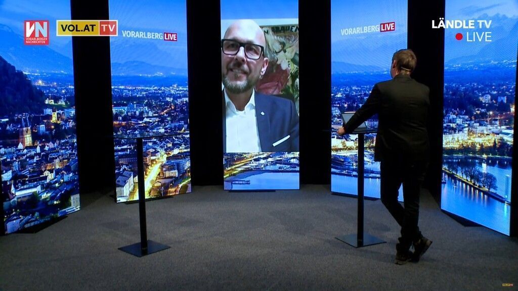 Michael Ritsch verrät, wie es bei Bahnhof, Pipeline und Stadion weitergeht. »A5