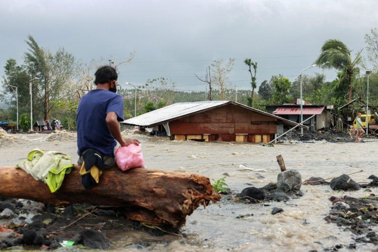 Taifun Goni bringt neues Leid über die Philippinen. reuters