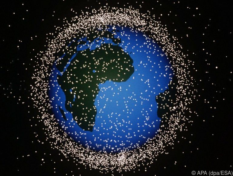 2025 soll erstmals ein Stück Schrott gezielt zurückgebracht werden. ESA