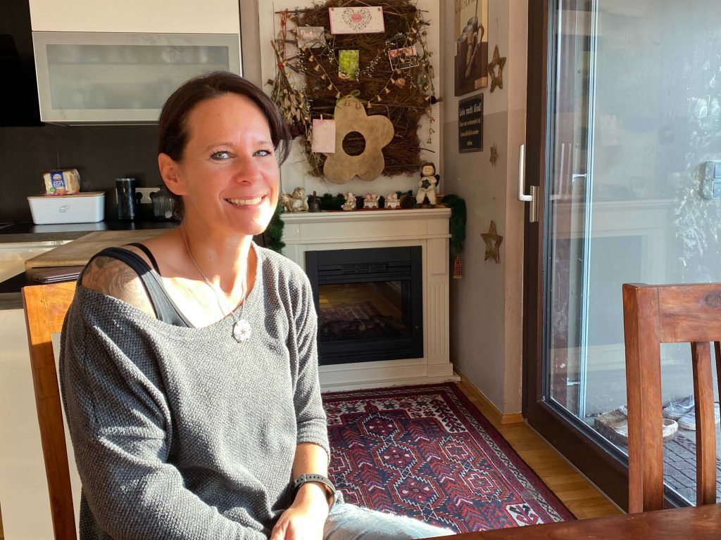 Karina Simonelli hilft während der Pandemie durch herausfordernde Zeiten