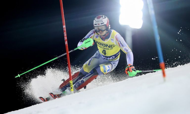 Henrik Kristoffersen triumphiert in Madonna vor Sebastian Foss-Solevaag. »C1