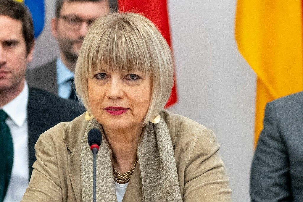 Politik in Kürze