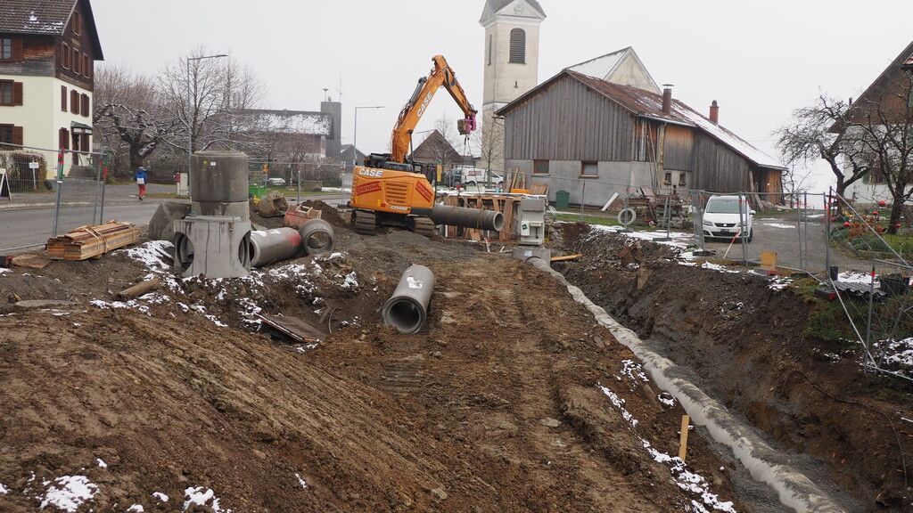 Bagger schaufeln für Dünser „Dorfhus“
