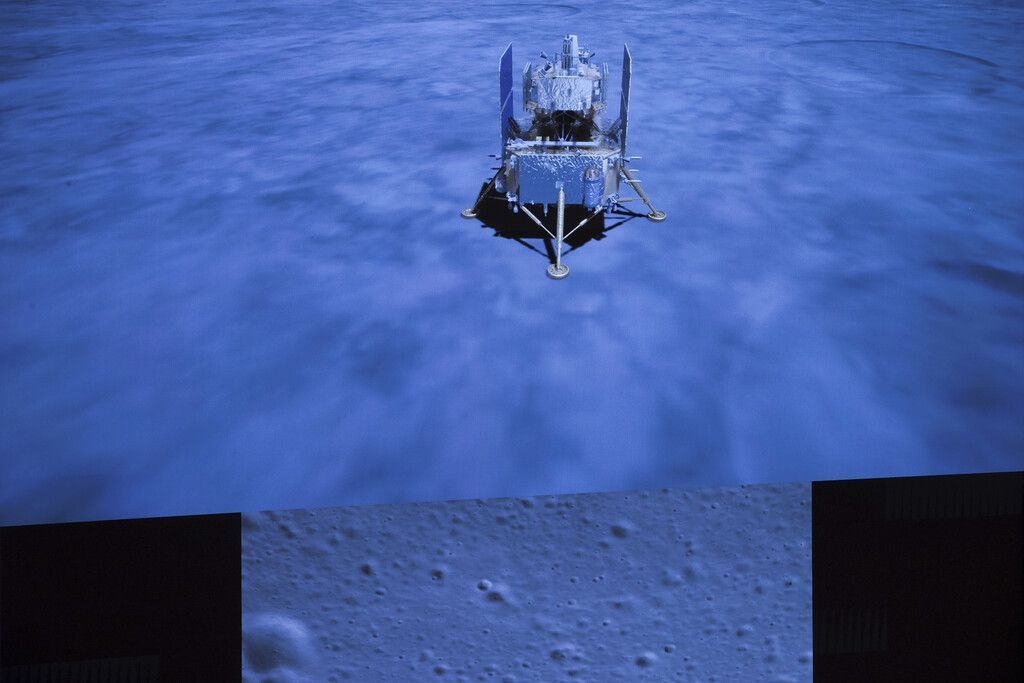 Chinas Mond-Sonde sammelt erste Gesteinsproben