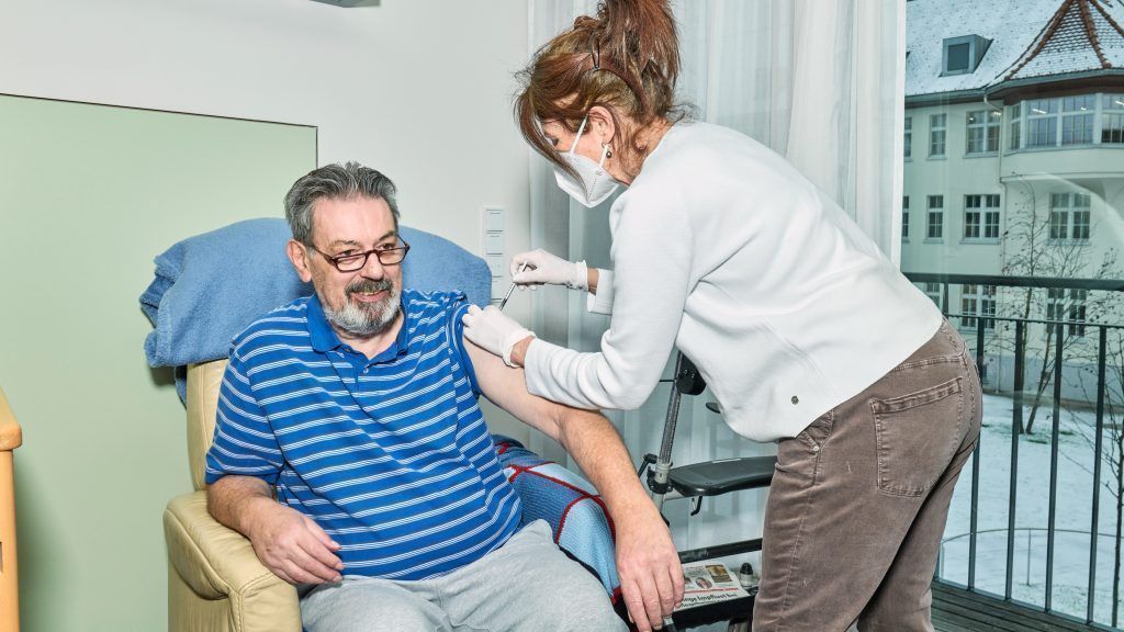 In Pflegeheimen geht die Nadel um