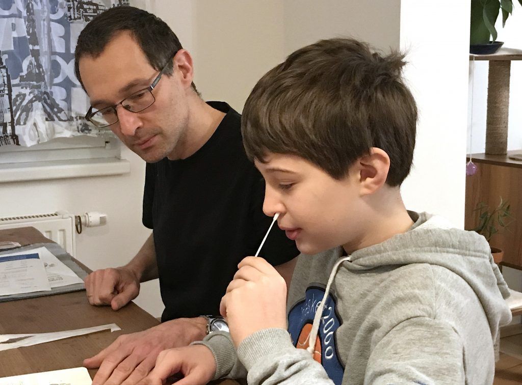 1,9 Mill. Covid-Tests an Schulen