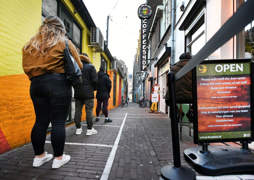 Amsterdam will Touristen Zugang zu Coffeeshops verbieten