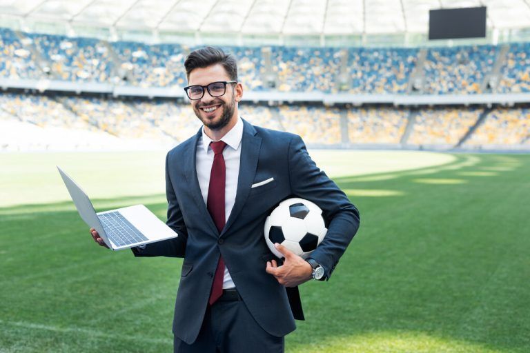 Durch Weiterbildung zumTraumberuf Sportmanager. Shutterstock