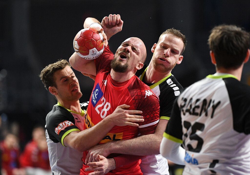 Österreich mit 25:28 zum WM-Auftakt  gegen die Schweiz. »C1