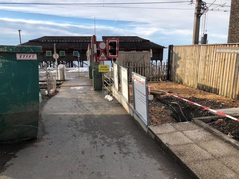 Jahrzehntelang war der Kiosk beim Mili Anlaufstelle für die Badegäste an der Pipeline zwischen Bregenz und Lochau, nun wurde das Häuschen abgerissen. VN/Holzer