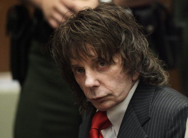 Spector wurde in den frühen 60er-Jahren vor durch Hits mit den Ronettes bekannt.AP