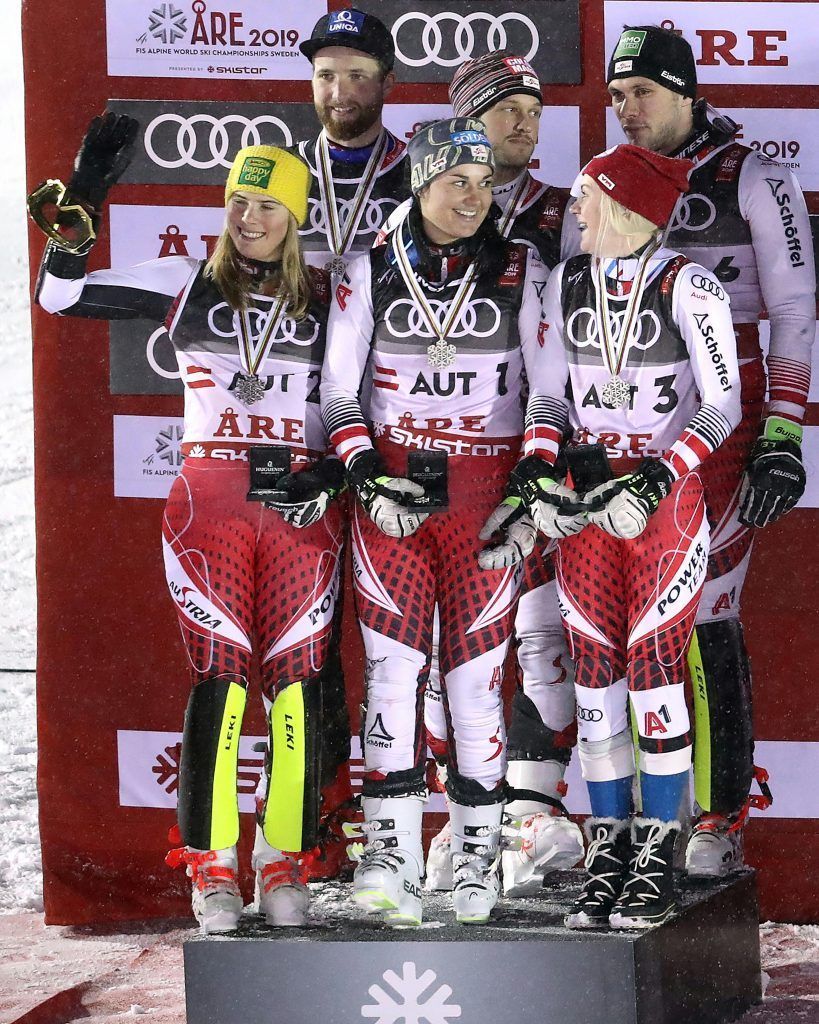 "Goldmedaille hängt über dem Bett"
