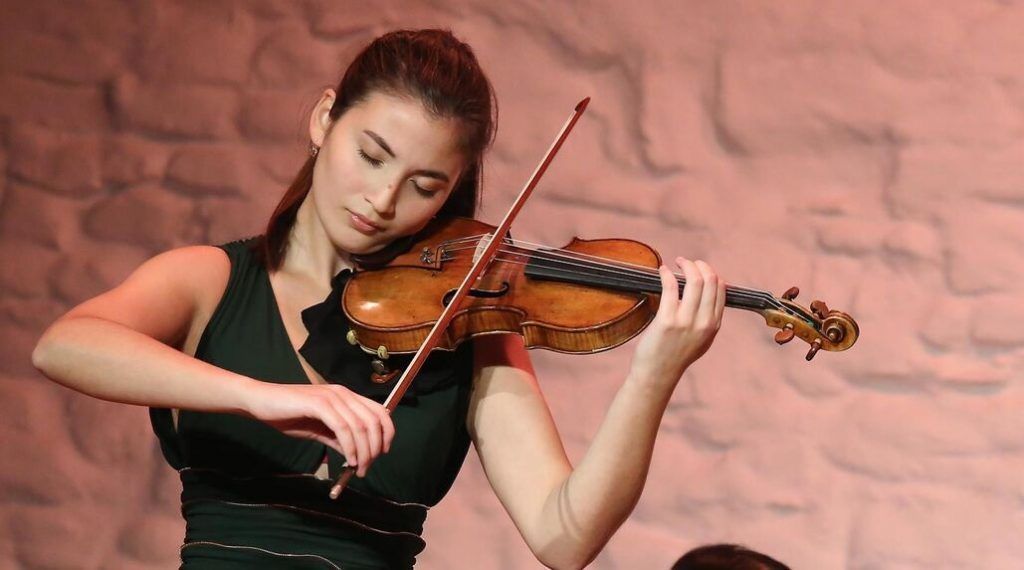 Junge Meistergeigerin kämpft für Beethovens Violinkonzert