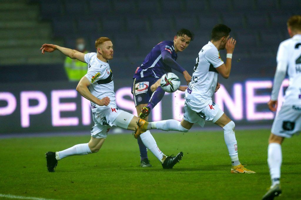 Altachs Elf zerbricht bei Austria Wien
