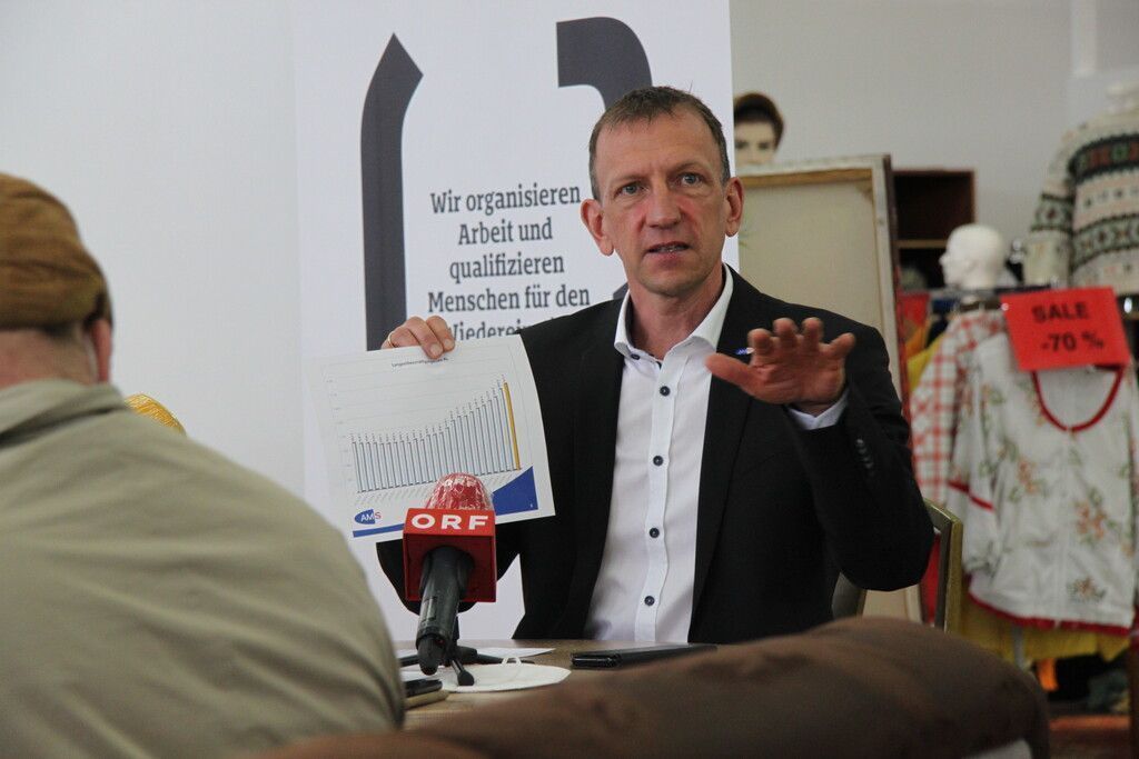 Zahl der Arbeitslosen sinkt weiter