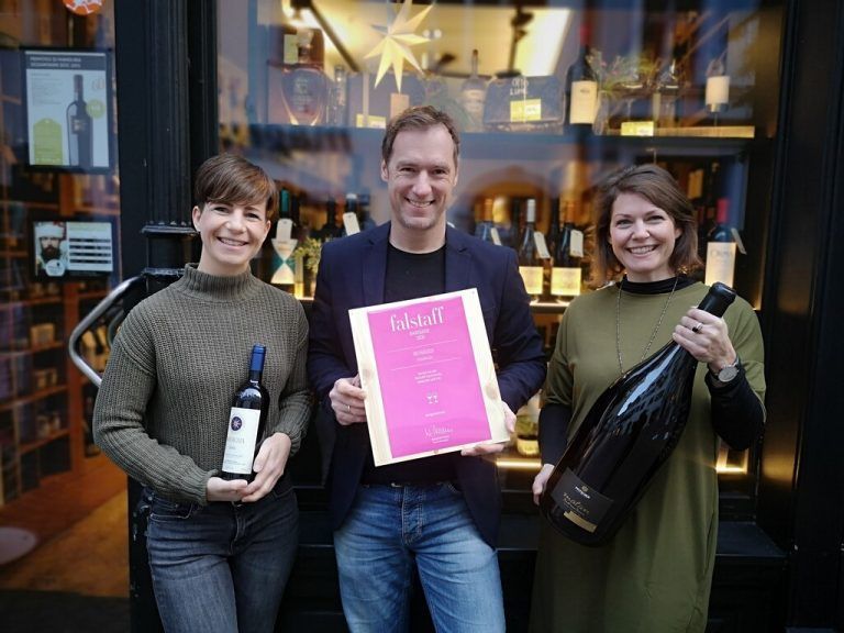 Das Bengodi-Team: Dieter Schönenberger-Wohlgenannt mit seinen Mitarbeiterinnen Corinna Fehr (l.) und Stefanie Lins. bengodi