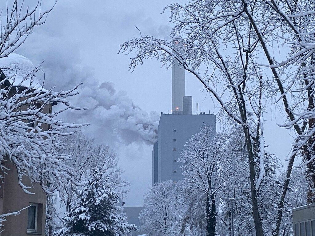 Brand in Nürnberger Kraftwerk – Frieren bei Minusgraden