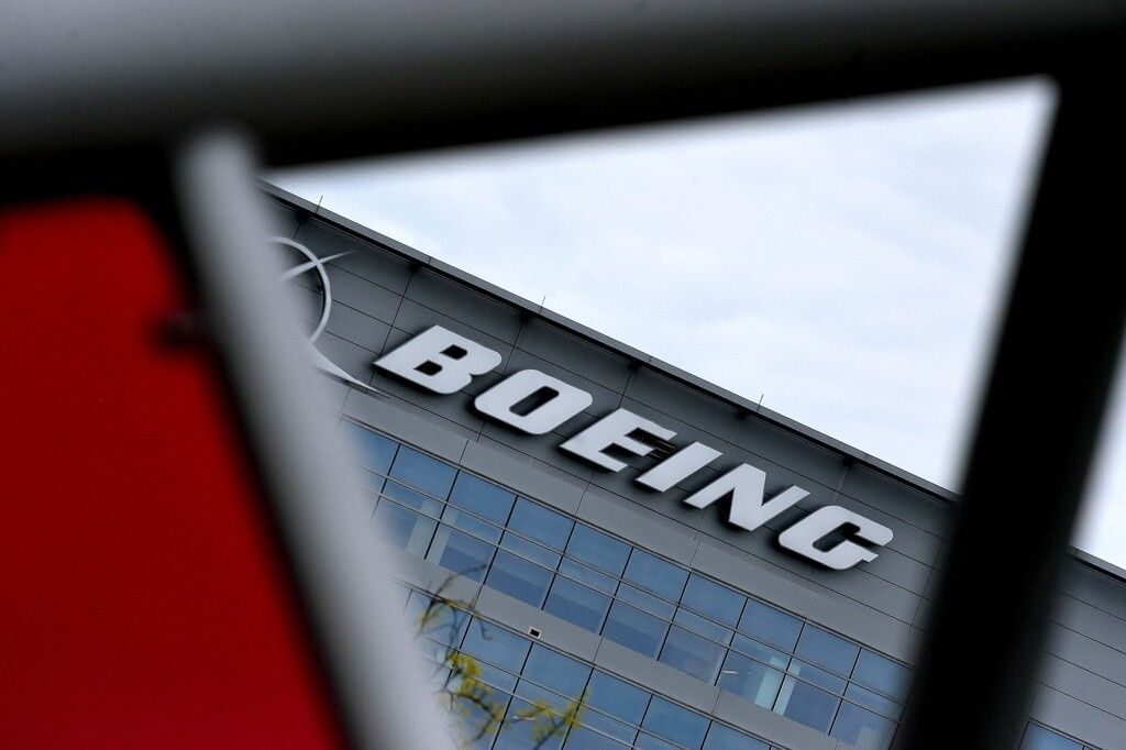 Flugpause für Boeing nach Problemen