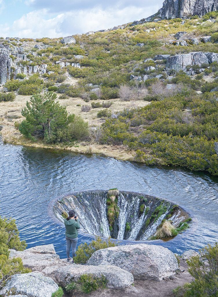 Ungewöhnliche Bilder beim Stausee Covão dos Conchos