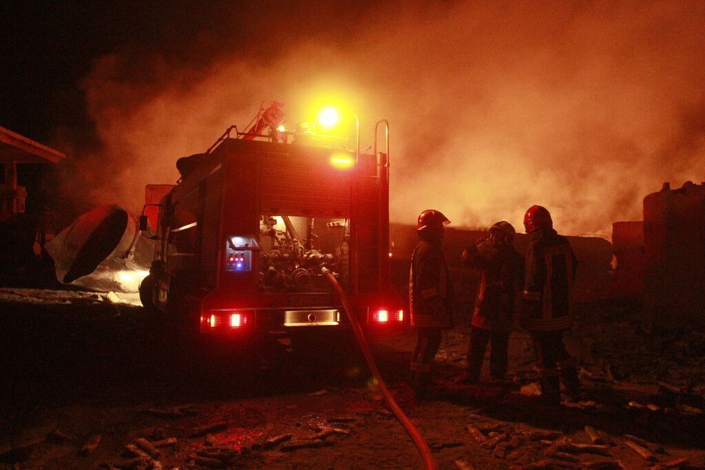 Flammeninferno in Afghanistan: Hunderte Gastankwagen zerstört
