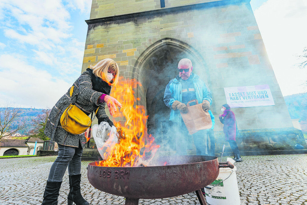 Feuer und Asche