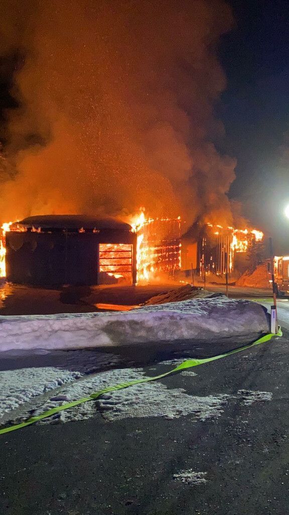 Wärmeversorgung nach Brand in Lech weiter gesichert. »A8