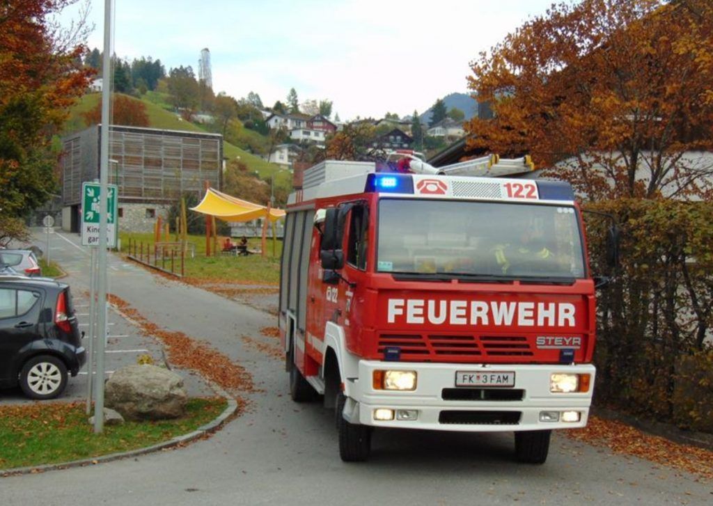 Einsatzverdopplung bei Röthner Wehr