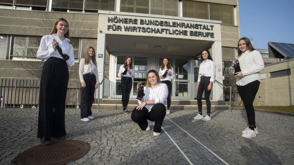 Schülerinnen mit Unternehmergeist: Wie Junior Companies funktionieren