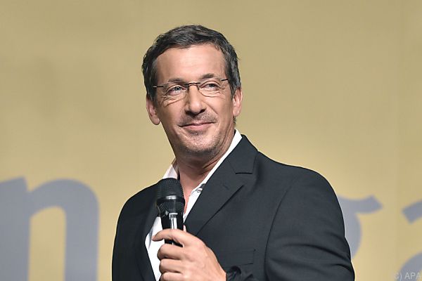 Viktor Gernot startet neue Freiluft-Location für Kabarett