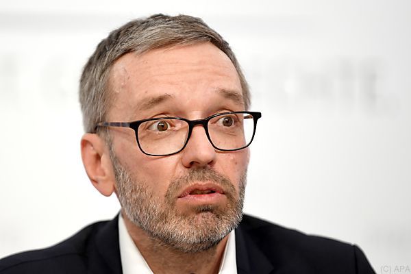 Corona-Erkrankung Haimbuchners ändert nichts an FPÖ-Linie