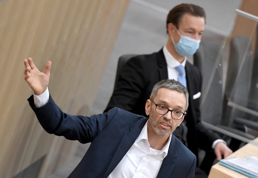Kickl ortet &#8220;Schildbürgerstreich&#8221; in Vorarlberg