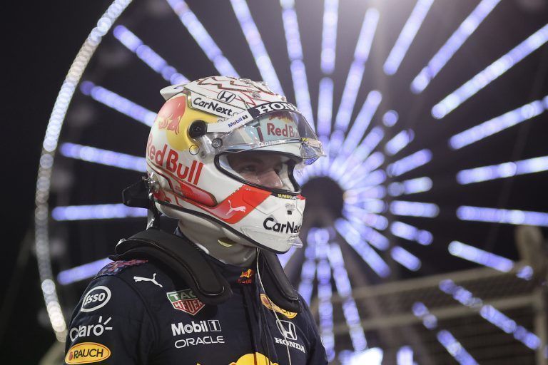 Max Verstappen war beim Qualifiying für den ersten grand Prix des Jahres am schnellsten.<span class="copyright">reuter</span><span class="copyright">s</span>