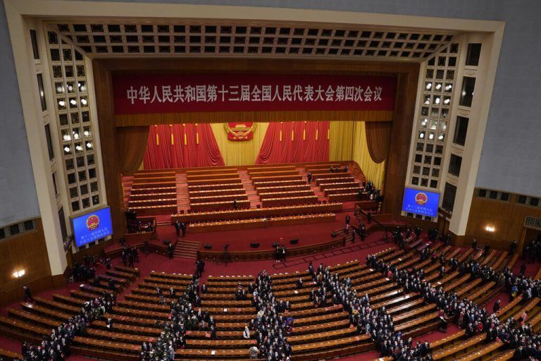 Der Volkskongress in Peking billigte die Wahlrechtsreform. AP