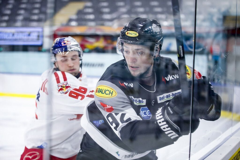 Gelegenheit für den ersten Matchpuck