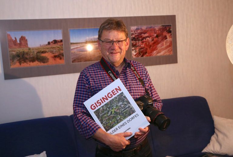 Josef Güfel präsentiert auf 160 Seiten Schnappschüsse aus dem Gisingen der vergangenen 35 Jahre.