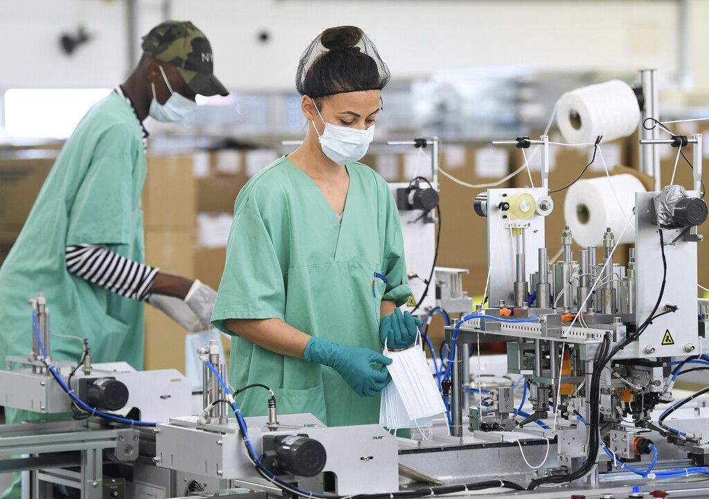 Den Masken auf der Spur