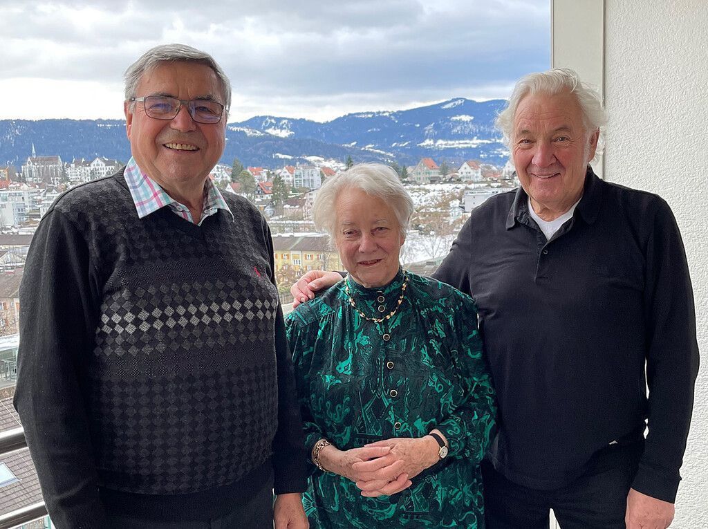 Der Frau Professor noch immer verbunden