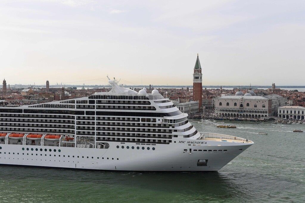 Venedig verbannt Riesen-Kreuzer