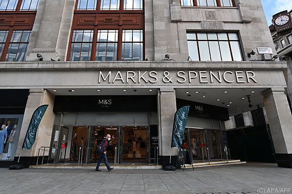 Kurioser Streit um Schokokuchen in Großbritannien