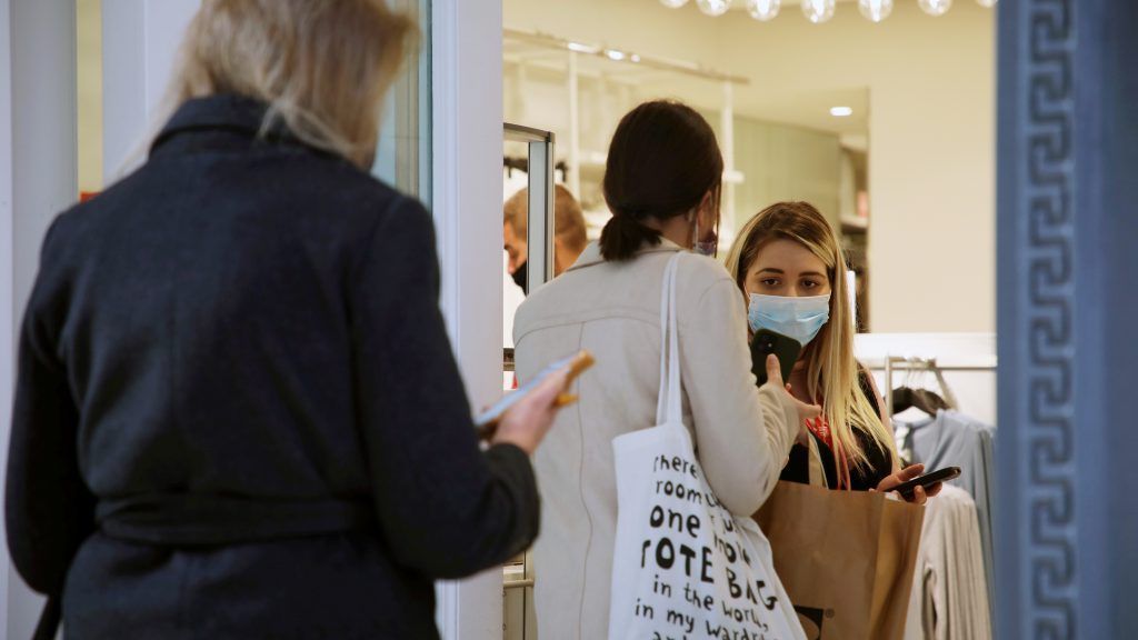 Griechen dürfen wieder shoppen &#8211; Nur mit Terminvereinbarung