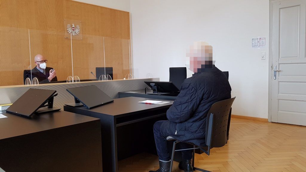 Senior legte sich mit der Polizei an