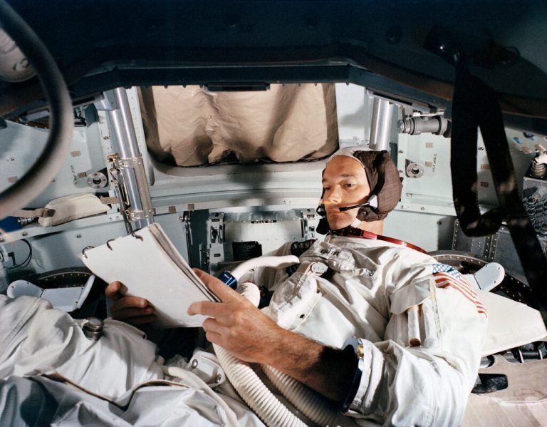 Michael Collins flog zum Mond, betrat ihn aber nicht. Reuters/Nasa handout