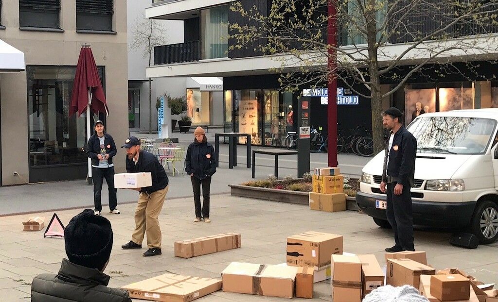 Café Fuerte lieferte erheiternde Päckchen am Garnmarkt aus