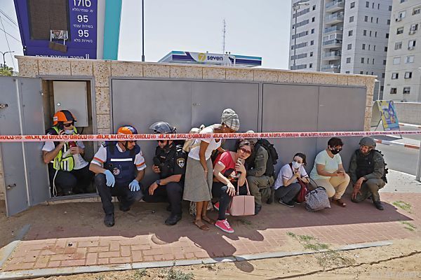 Schwere Raketenangriffe auf Tel Aviv