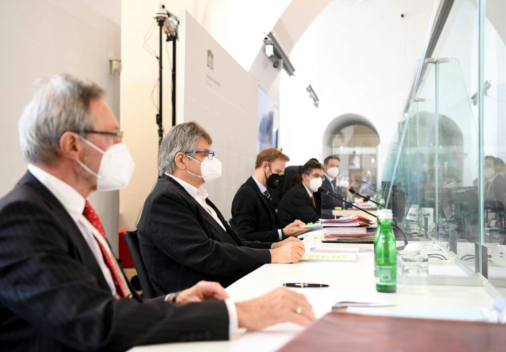 Mehrheit sieht laut Umfrage U-Ausschüsse positiv