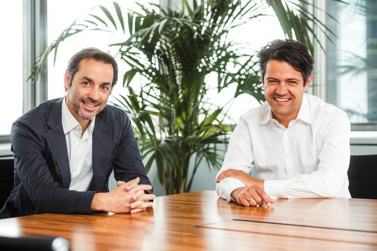 Marc Schimpel (l.) und Bernhard Perner, Geschäftsführer der COFAG, versprechen, sich um jeden Antrag intensiv zu kümmern. APA