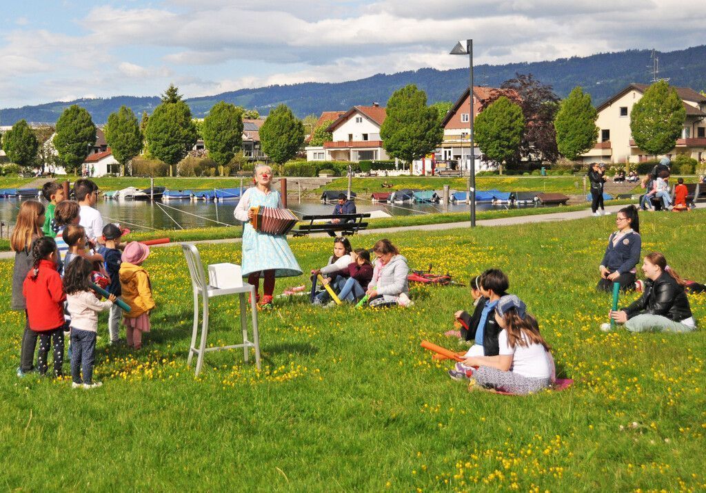 Kultur aus der Kiste am Harder Seeufer