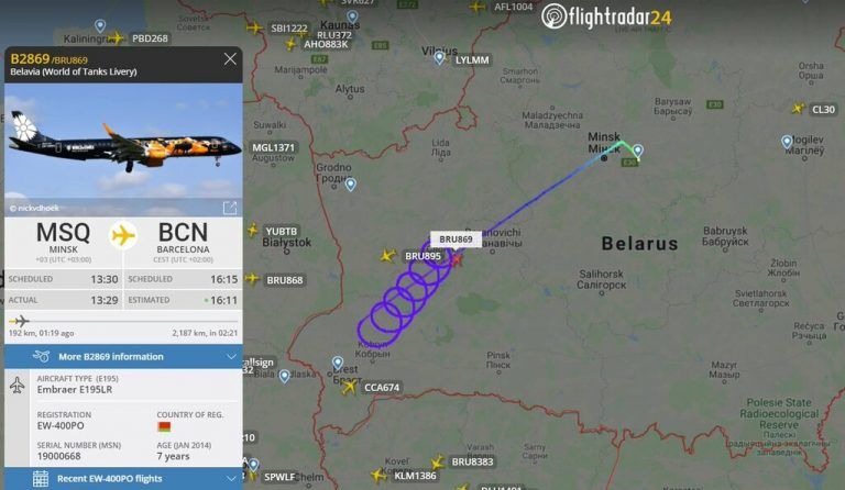 Das Flugzeug drehte zunächst Schleifen, dann steuerte es wieder Minsk an. Ein Grund wurde nicht bekannt gegeben. flightradar24